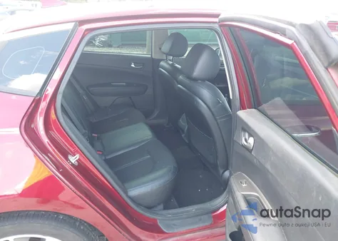 2019 Kia Optima S from USA, damaged, VIN 5XXGT4L37KG303281